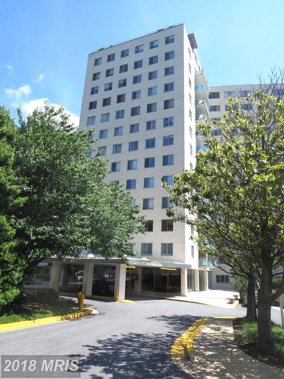 10201 Grosvenor Place - Photo 1
