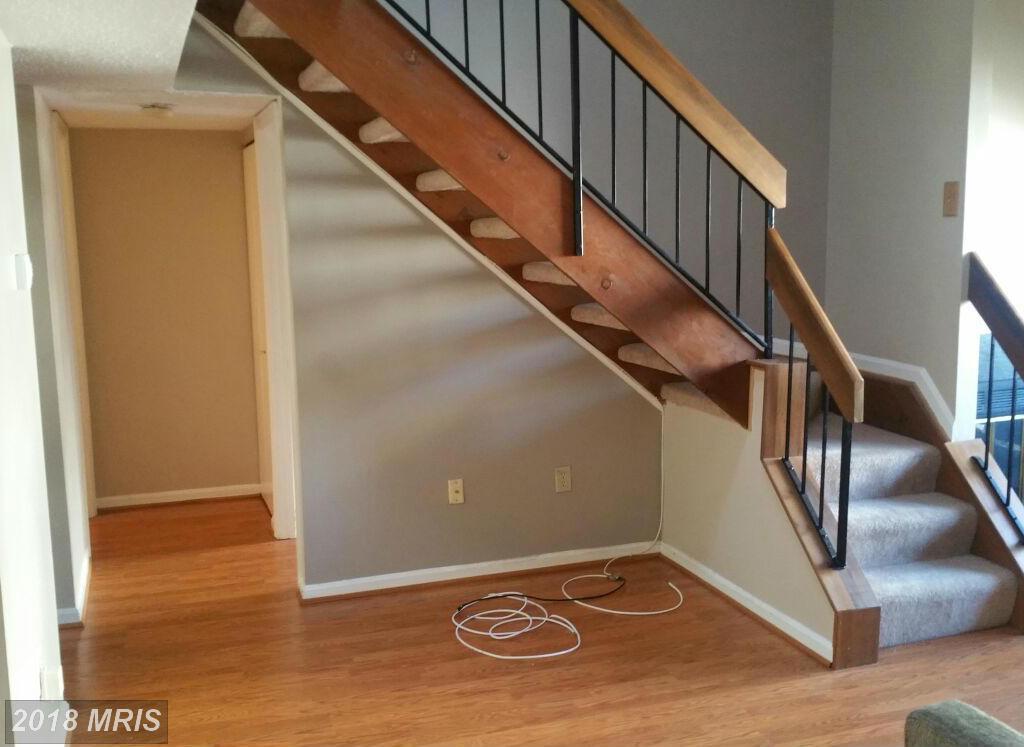 1627 Carriage House Terrace - Photo 1