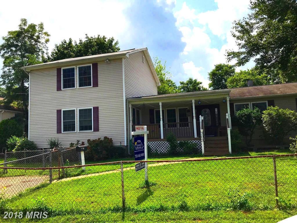 303 Lincoln Avenue - Photo 1