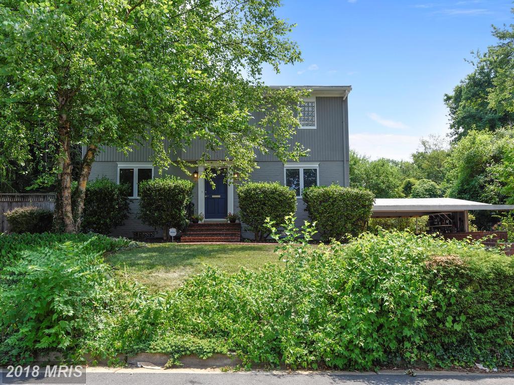 10009 Broad Street - Photo 1