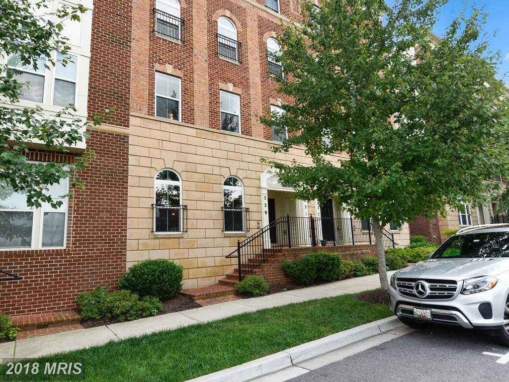 229 Community Center Avenue - Photo 1