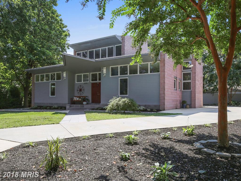 2202 Linden Lane - Photo 1