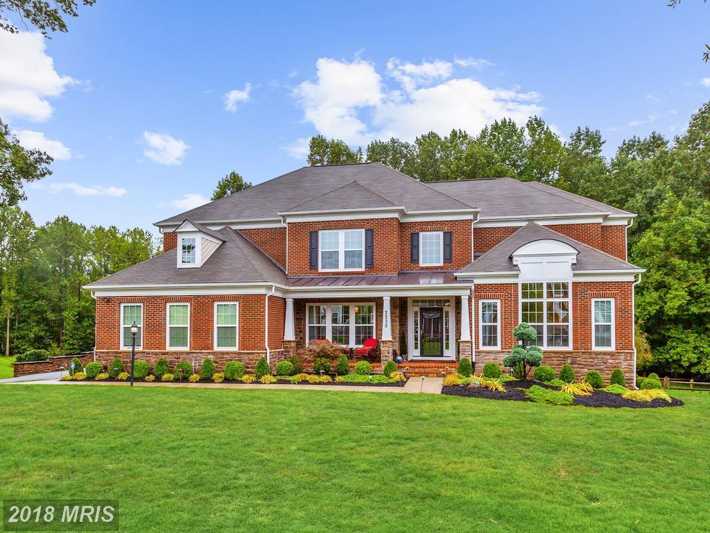 2235 Victoria Place - Photo 1