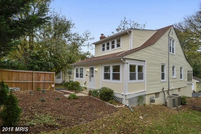 713 Montgomery Avenue - Photo 1