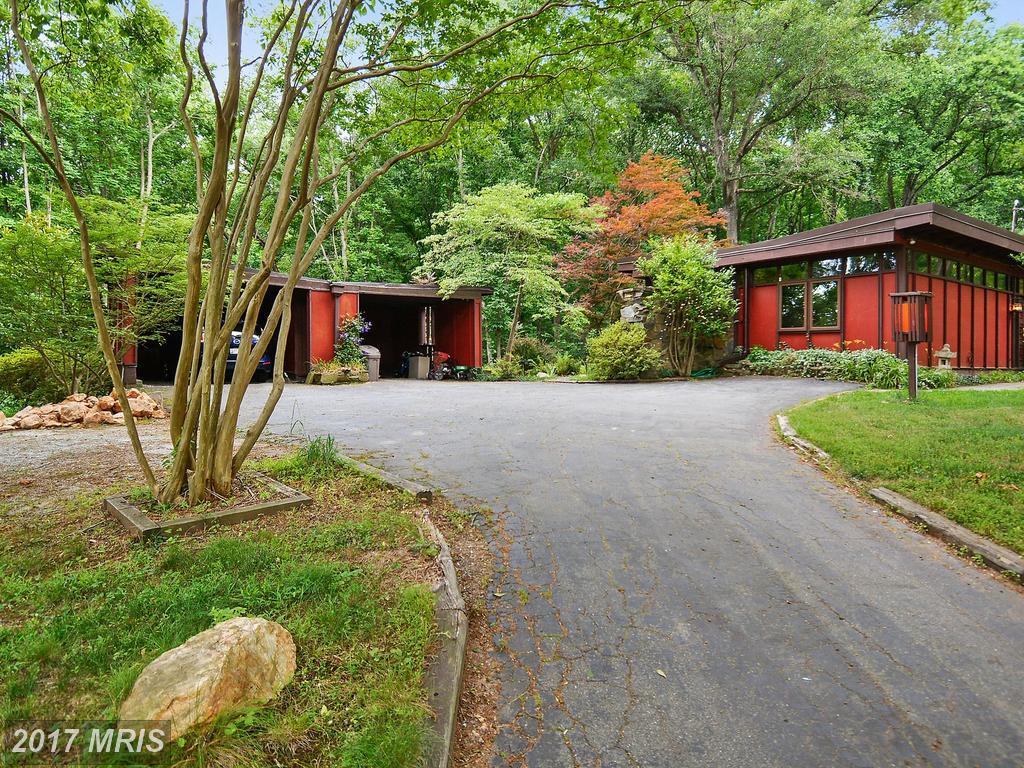 9306 Overlea Drive - Photo 1