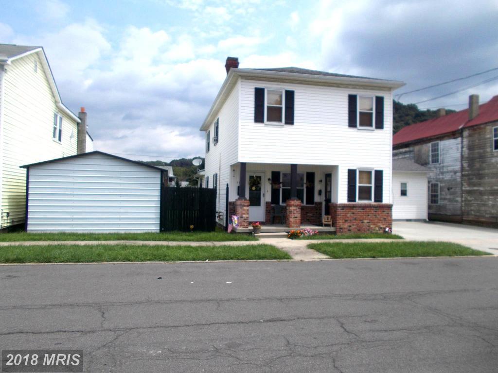 107 Mozelle Street - Photo 1