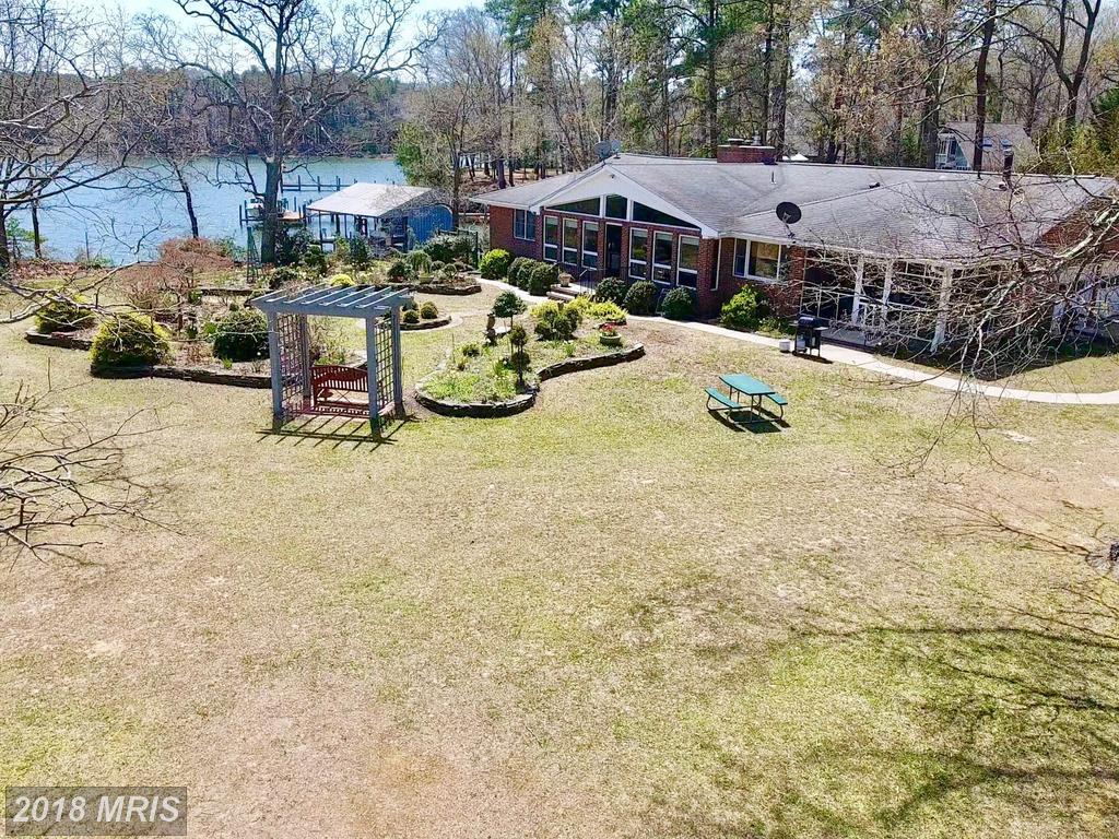 1034 Holly Harbor Road - Photo 1