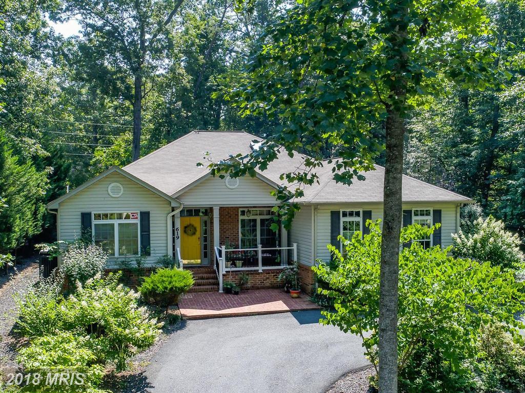 619 Mt Pleasant Drive - Photo 1