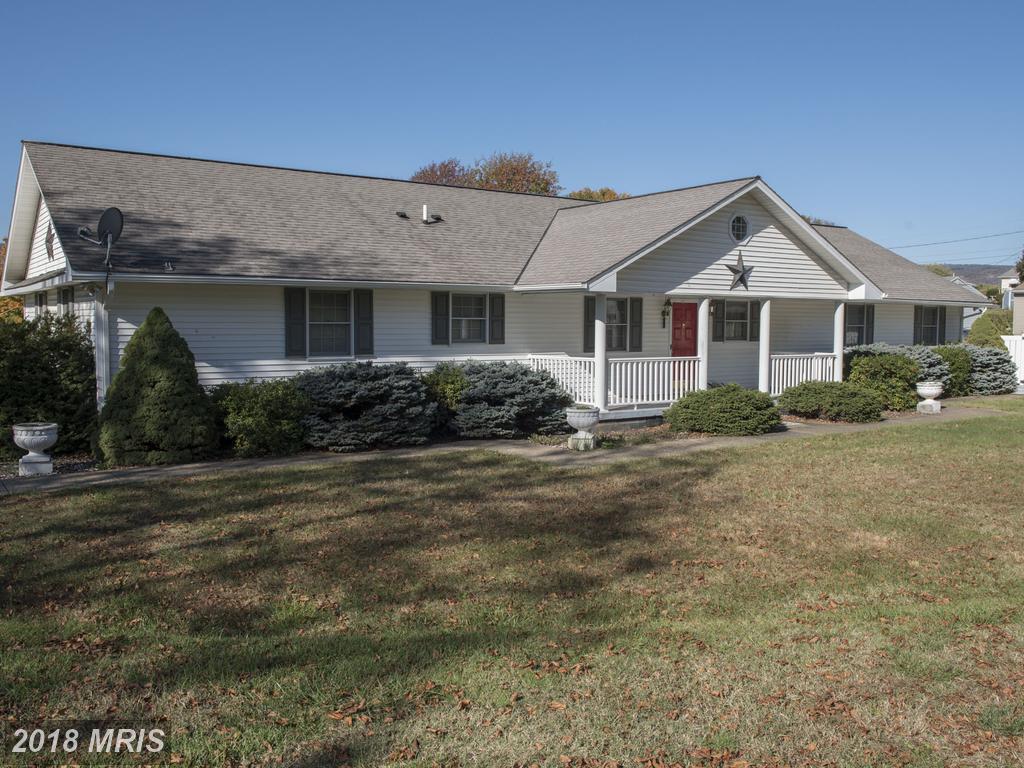 104 J Street - Photo 1