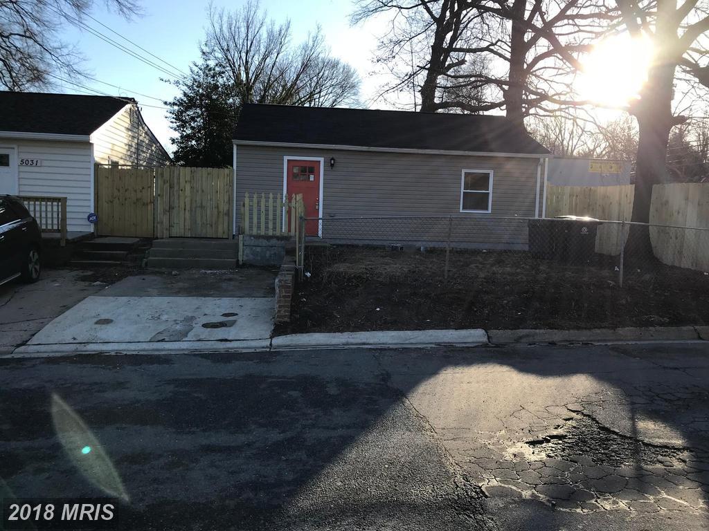 5029 Emo Street - Photo 1