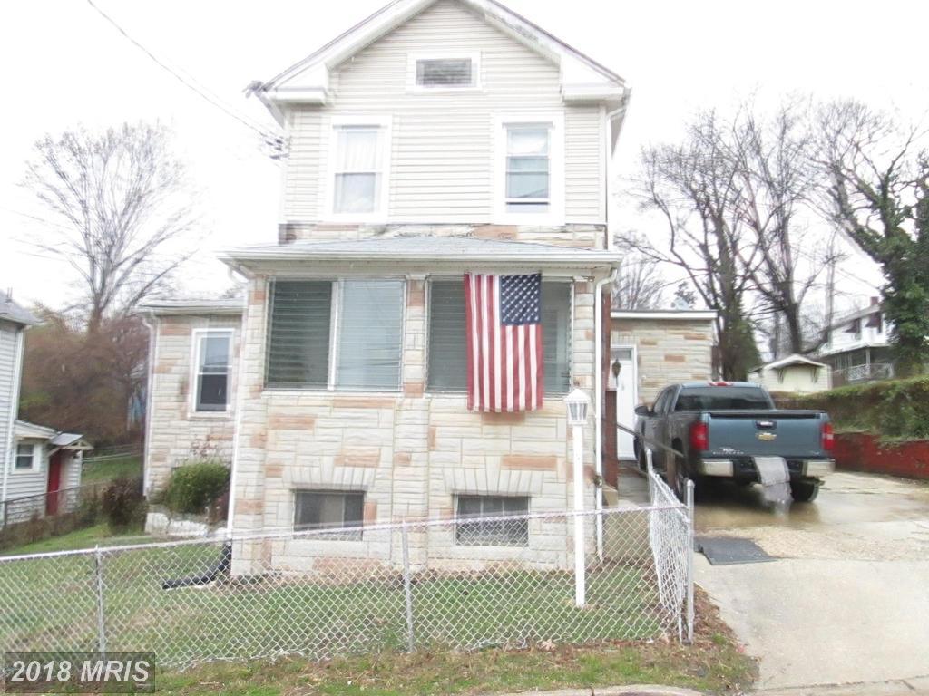 5900 Crown Street - Photo 1