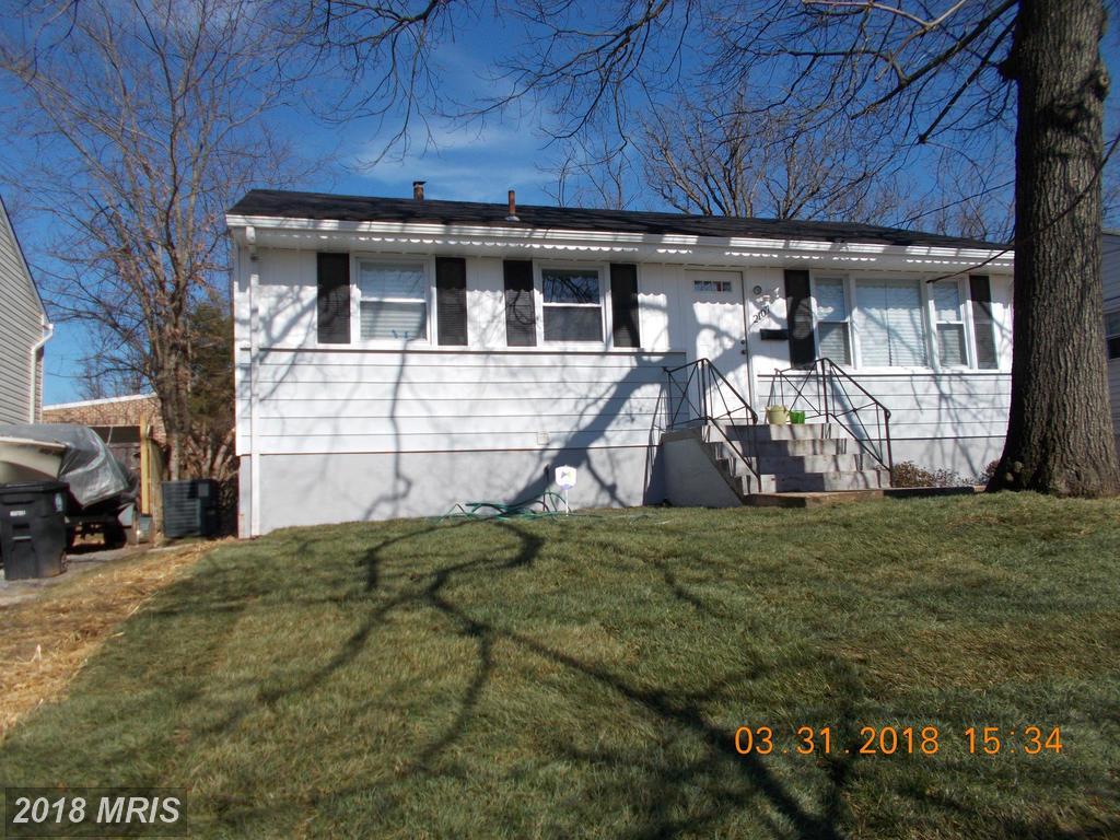 2107 Columbia Avenue - Photo 1