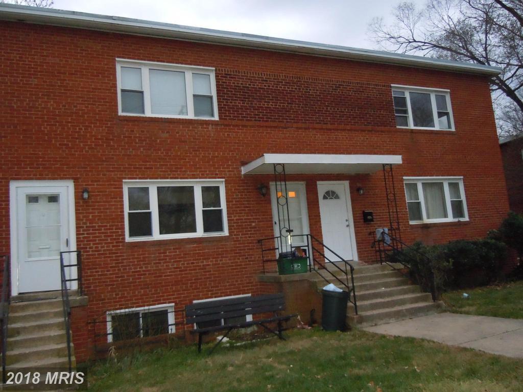 930 5TH Street - Photo 1