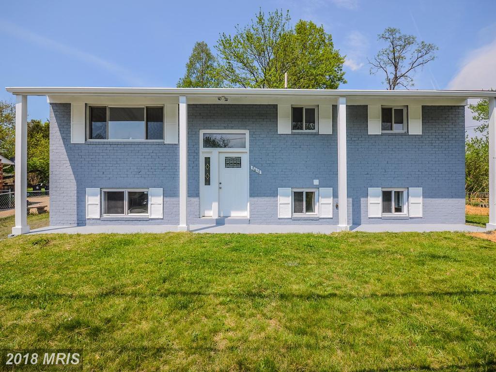 7610 Brooklyn Bridge Road - Photo 1