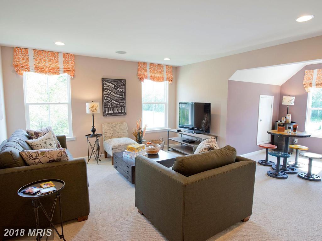 701 Cranston Avenue - Photo 1