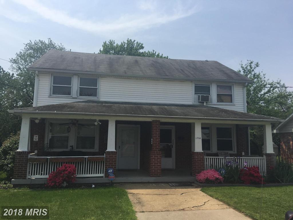 104 Irving Street - Photo 1