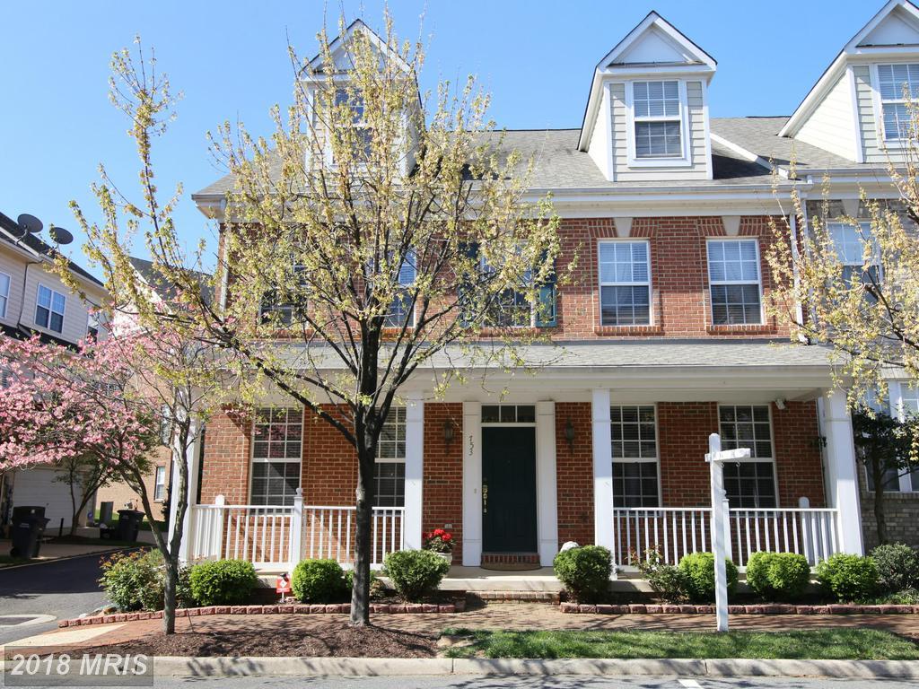 753 Monument Avenue - Photo 1