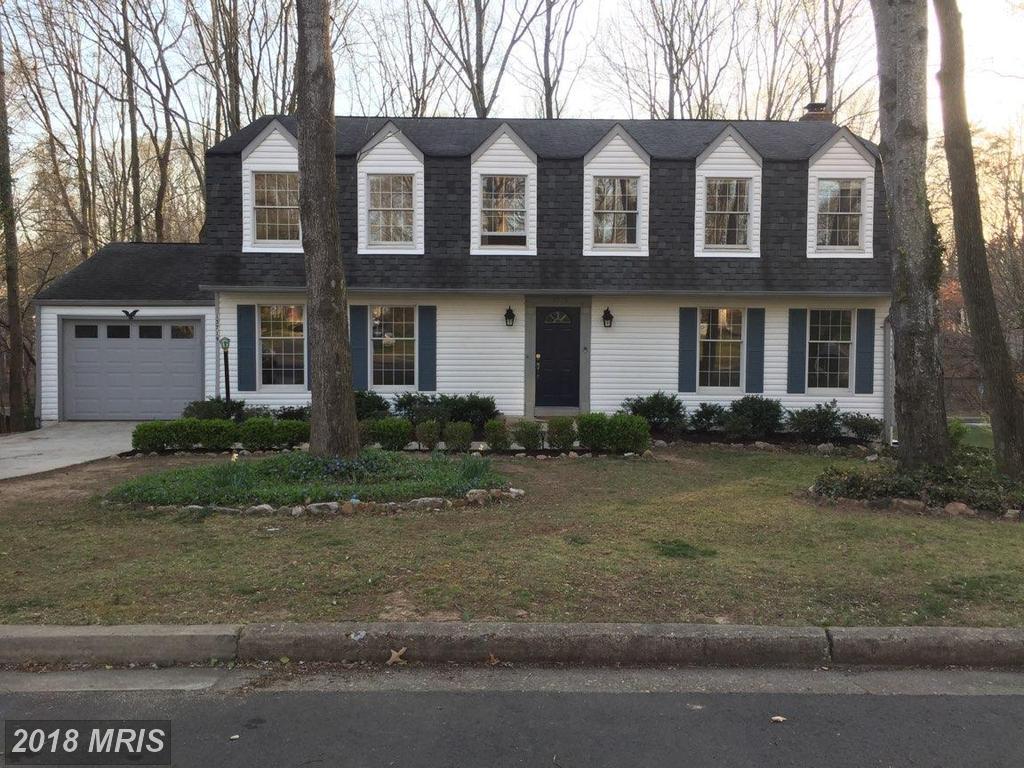 15719 Edgewood Drive - Photo 1