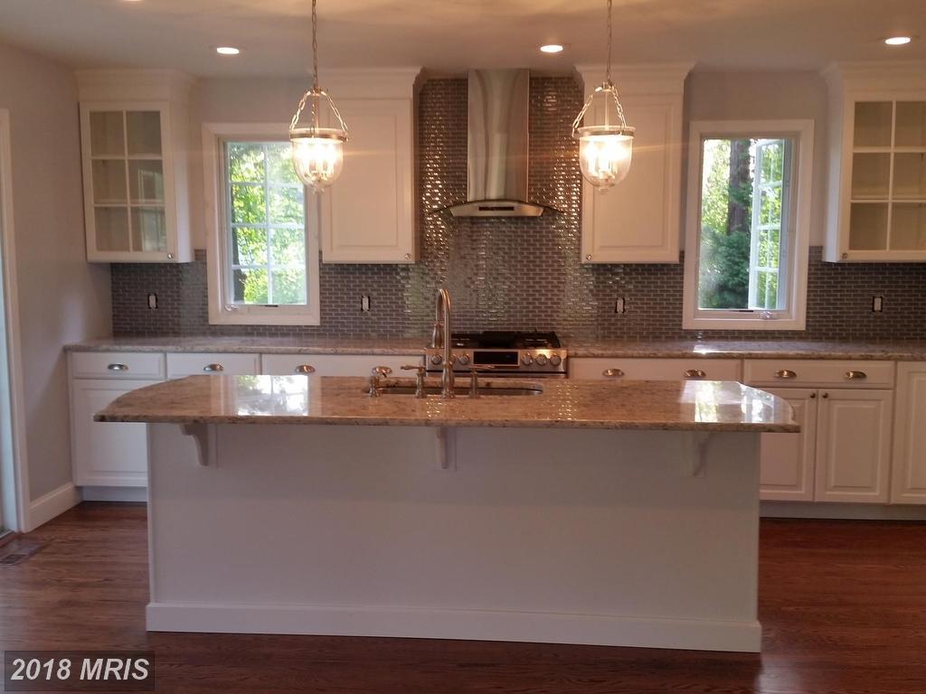1606 Chester Road - Photo 1