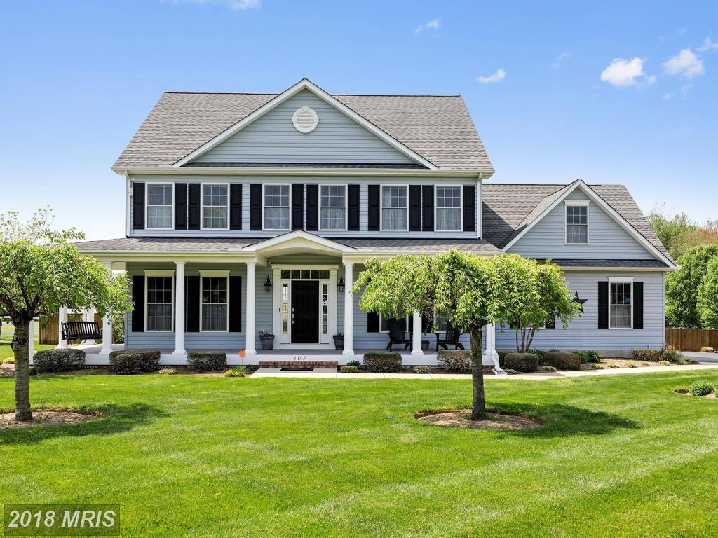 107 Amanda Lane - Photo 1