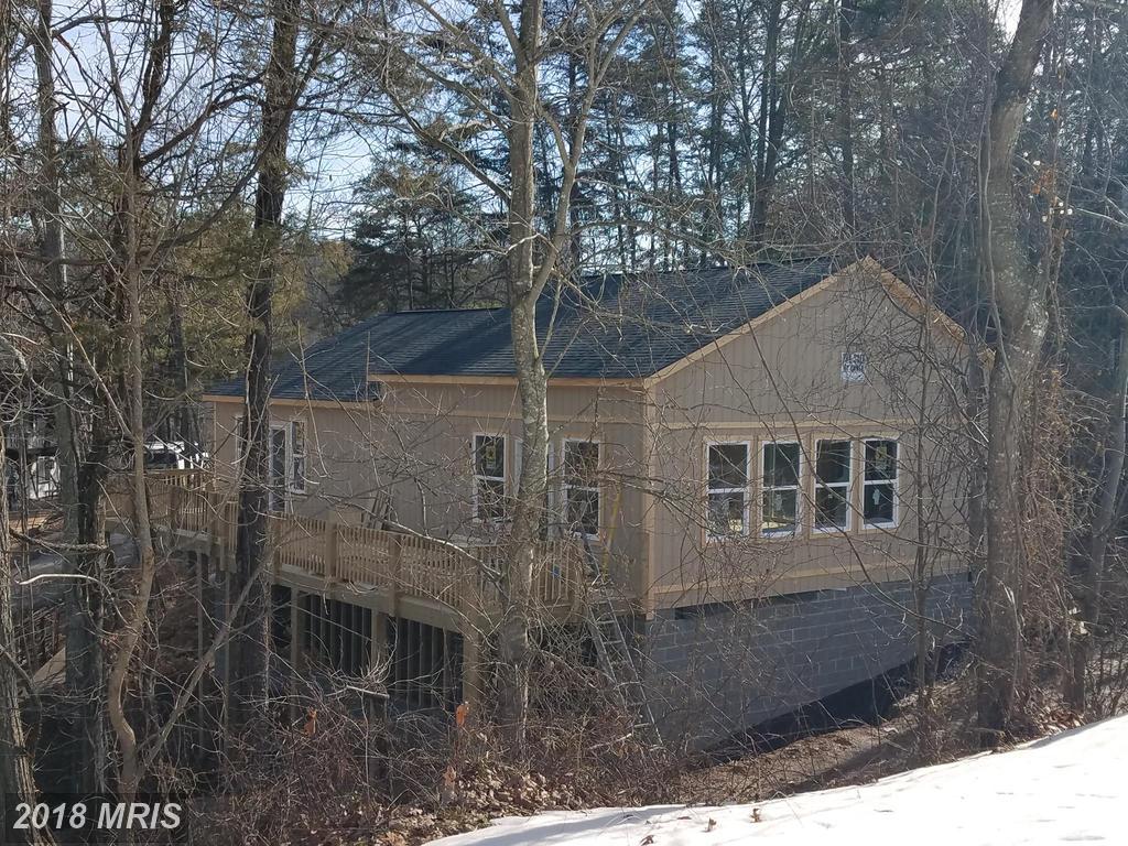 444 Aspen Way - Photo 1
