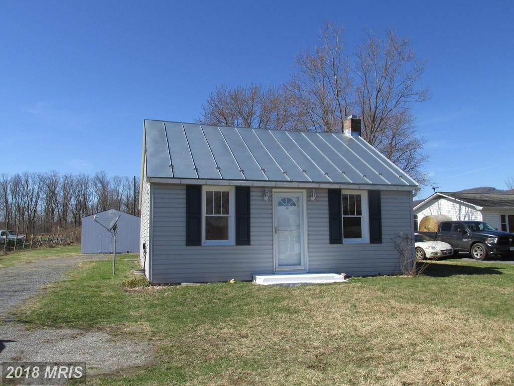 1487 Back Road - Photo 1