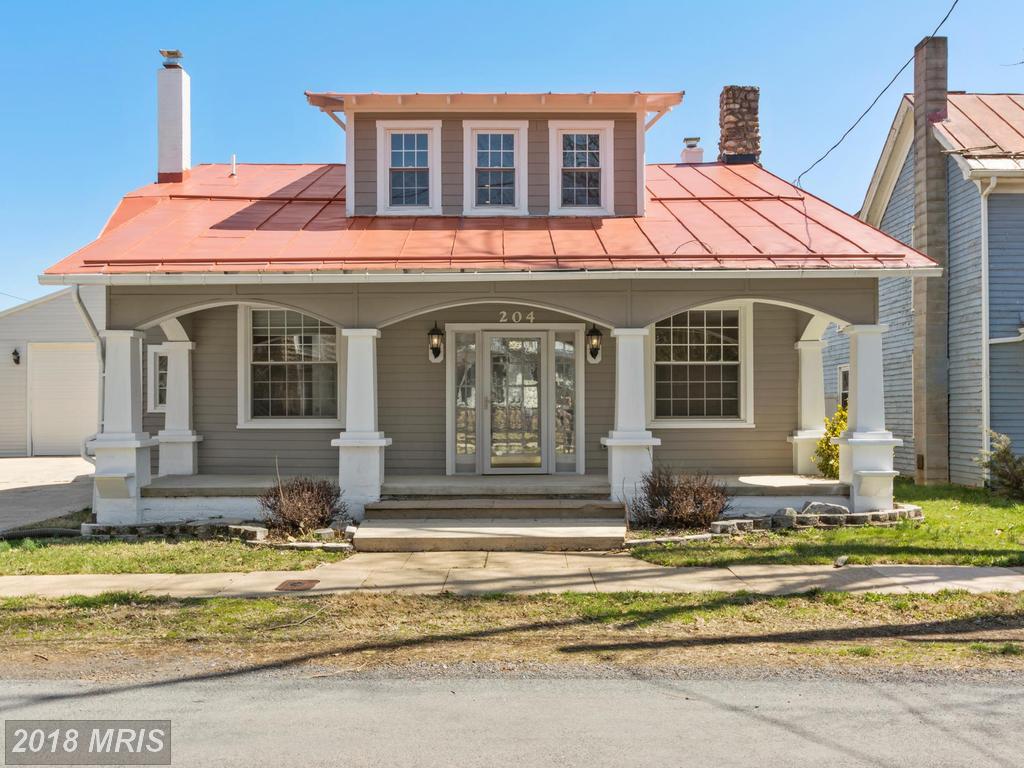 204 Shenandoah Avenue - Photo 1