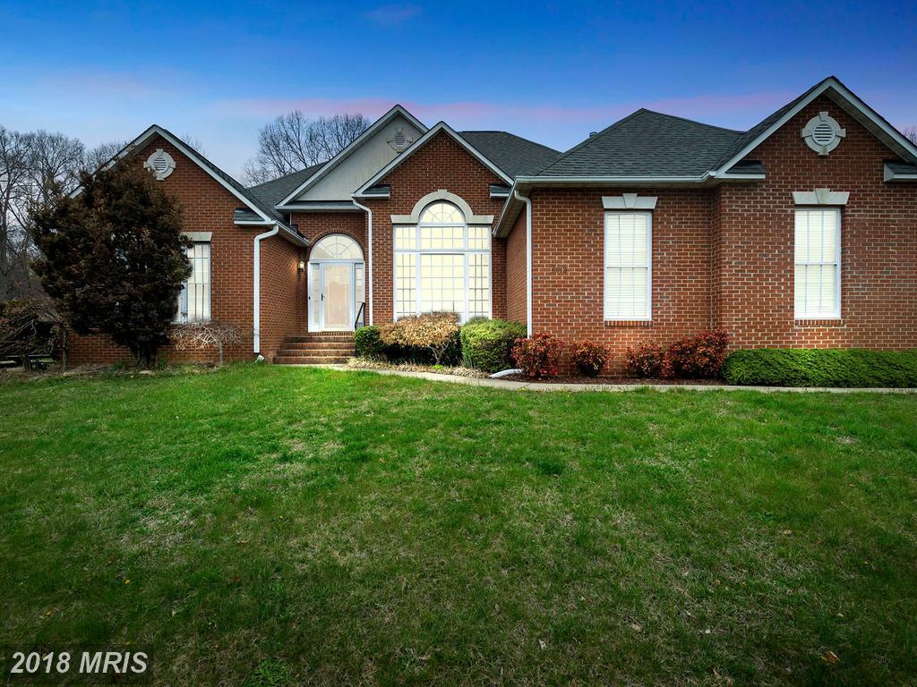 6913 Governors Grant Lane - Photo 1