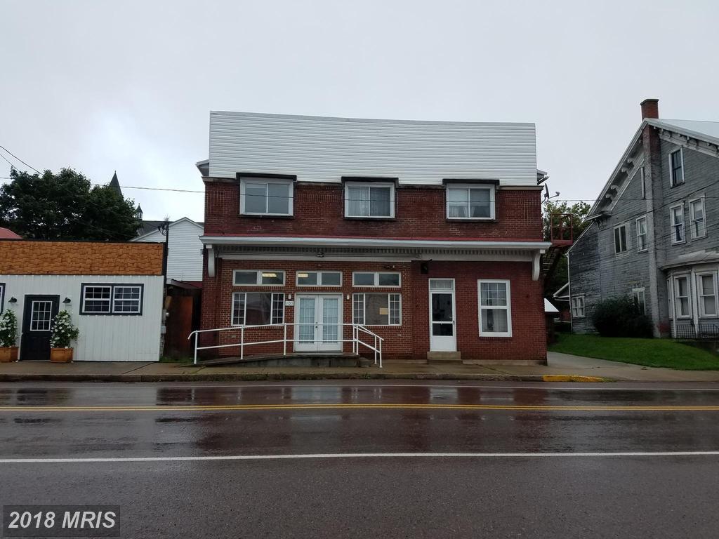 107 S. Grant Street - Photo 1
