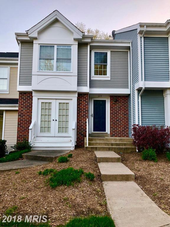 209 Providence Street - Photo 1