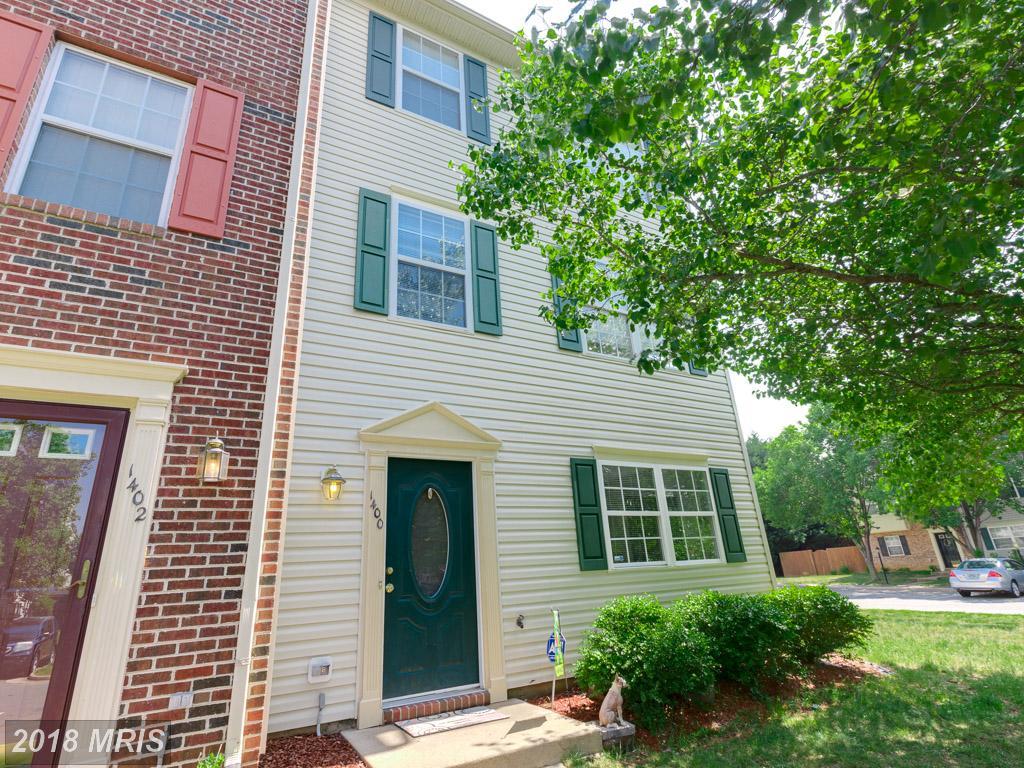 1400 Meadow Drive - Photo 1