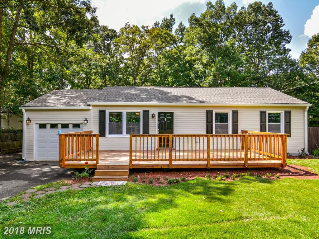1065 Lakeview Drive - Photo 1