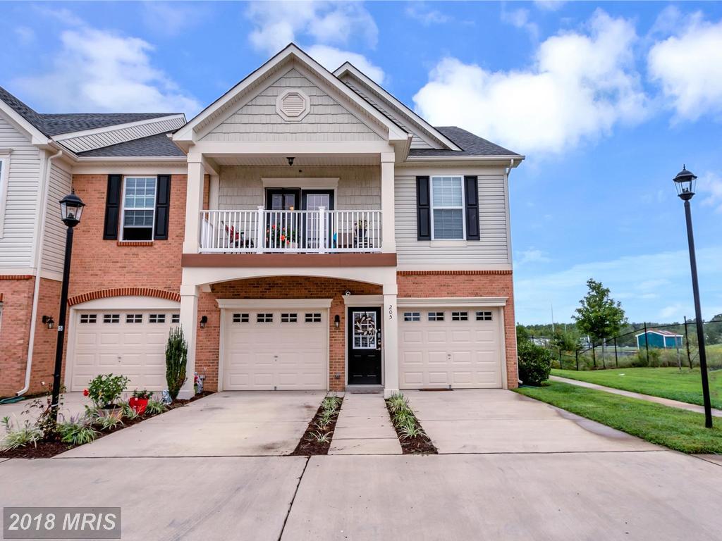 140 Dandridge Court - Photo 1