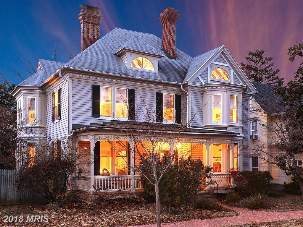 9 Aurora Street - Photo 1