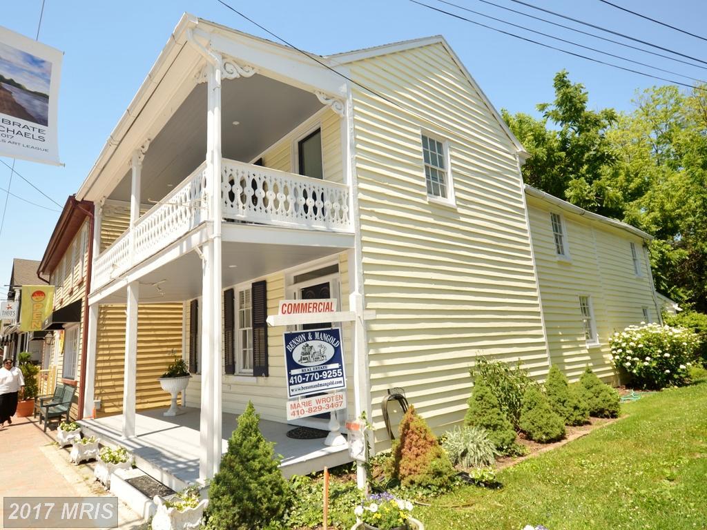 411 Talbot Street - Photo 1