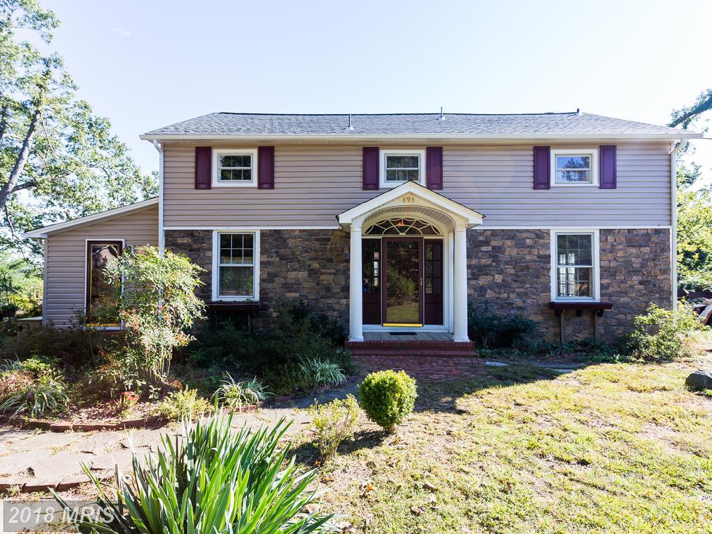 893 Edge Hill Road - Photo 1