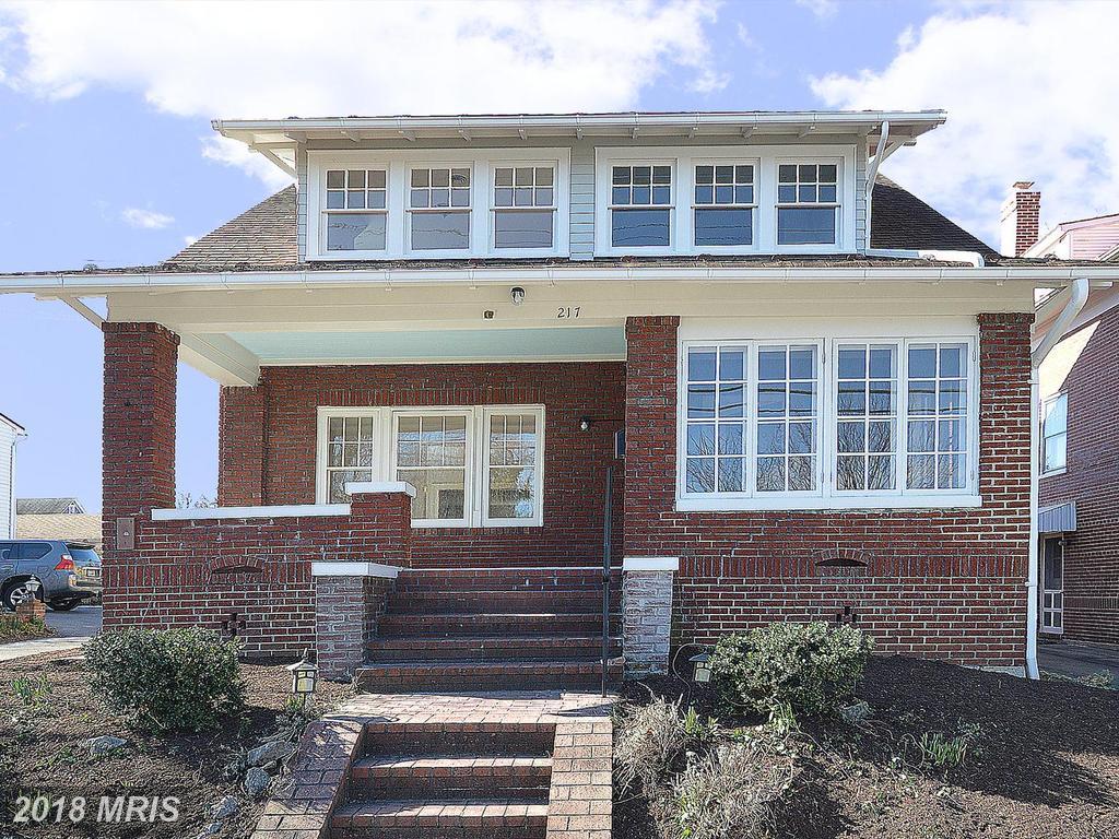 217 Monmouth Street - Photo 1