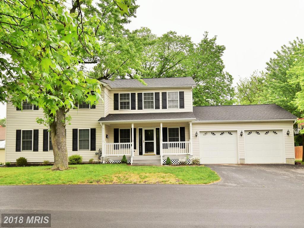 1625 Roberts Street - Photo 1