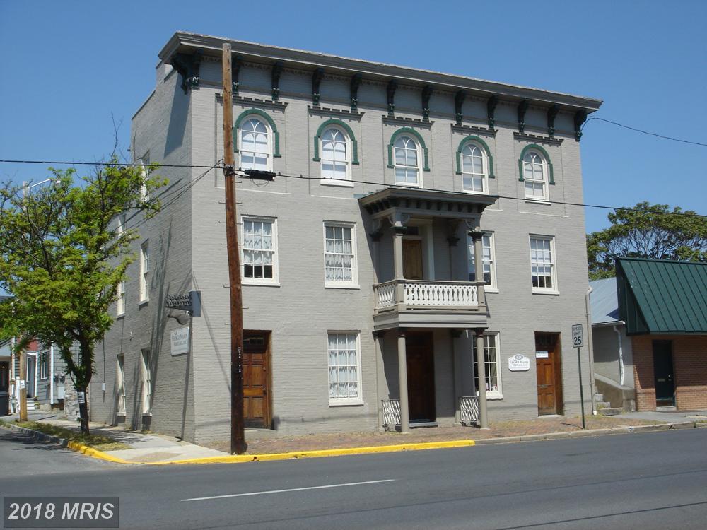 521-525 Cameron Street - Photo 1