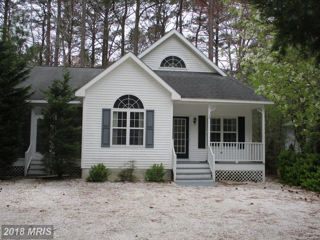 12 Camelot Circle - Photo 1