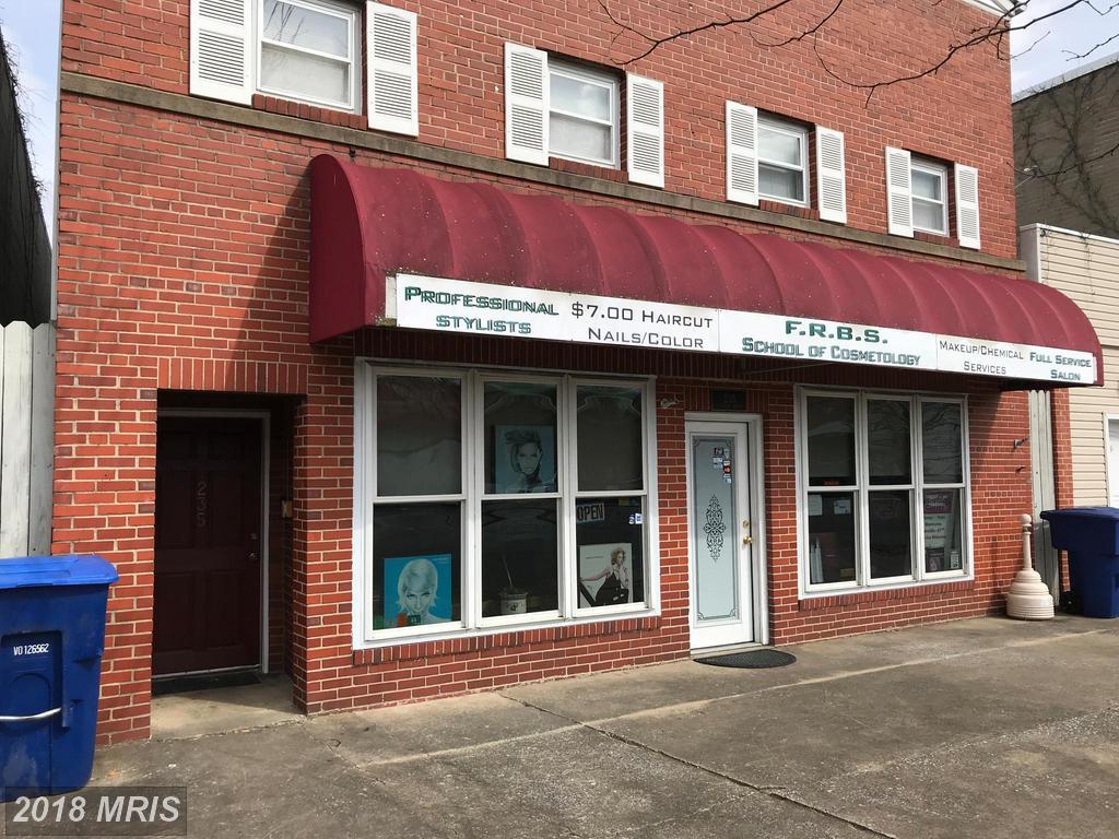 235 Warren Avenue - Photo 1