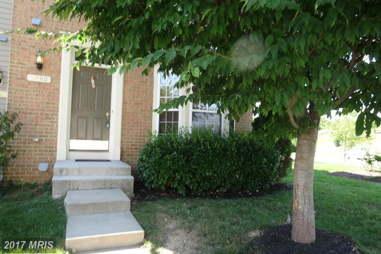 1403 Pangbourne Way - Photo 1