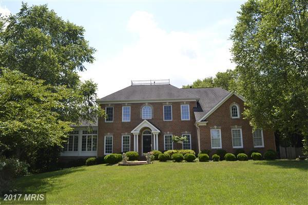 1916 Aquinas Drive - Photo 1