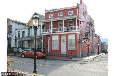 216 Decatur Street - Photo 1