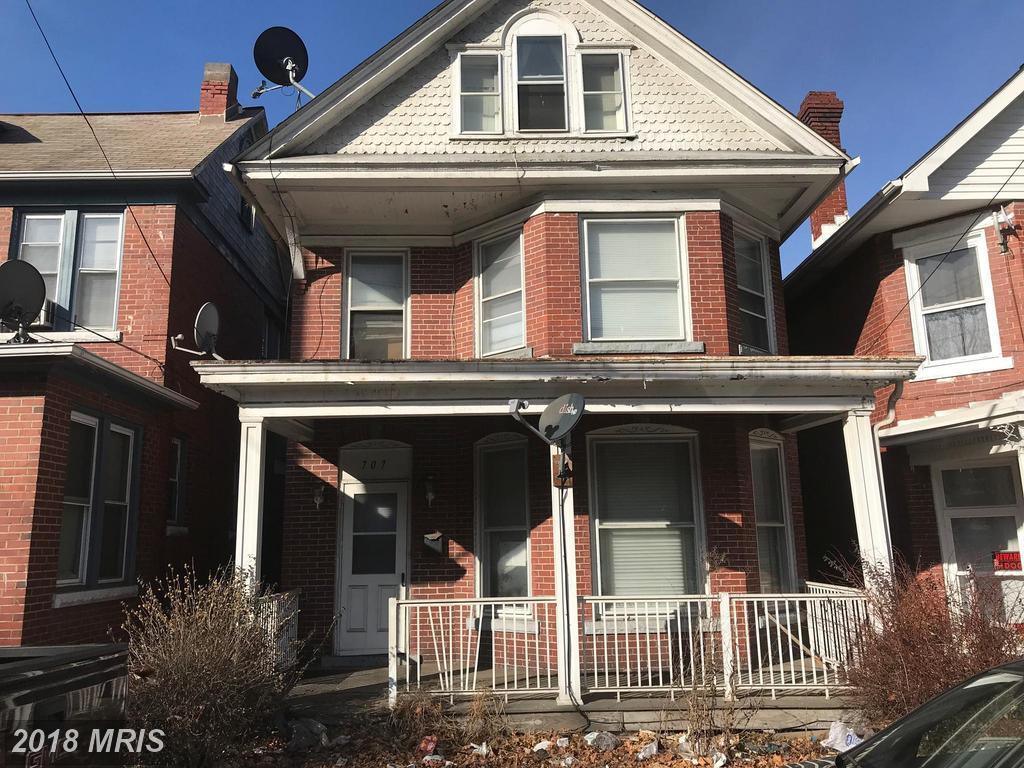707 Maryland Avenue - Photo 1
