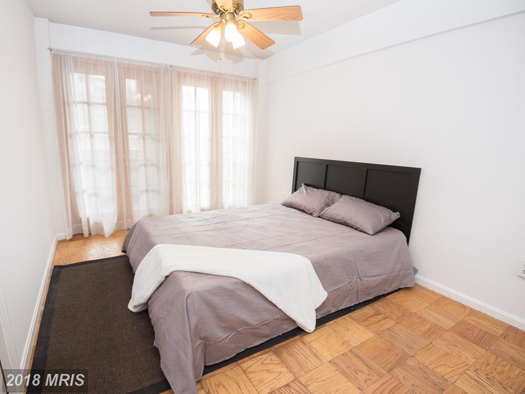 1300 Army Navy Drive - Photo 1
