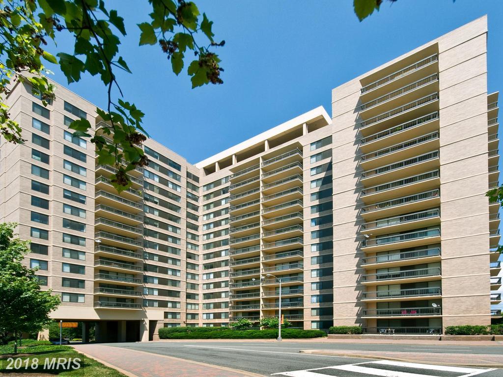 1515 Jefferson Davis Highway - Photo 1