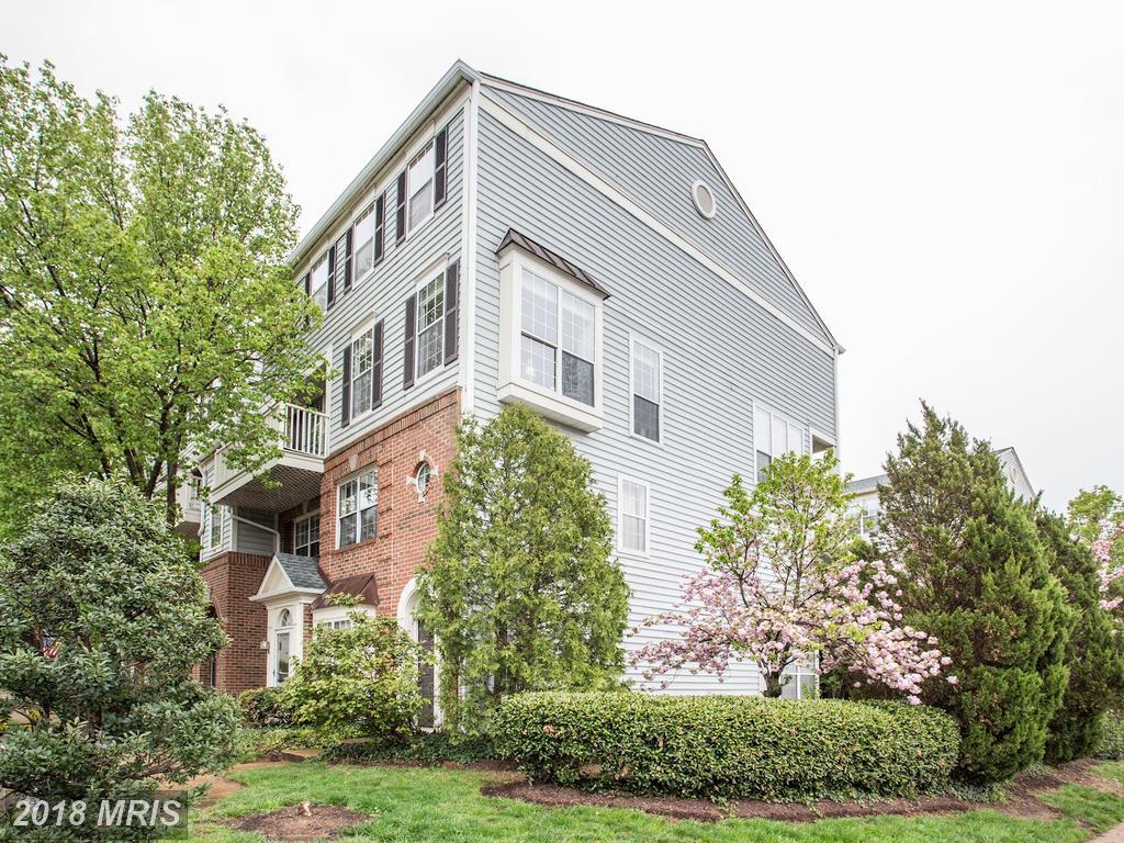 1734 Kingsgate Court - Photo 1