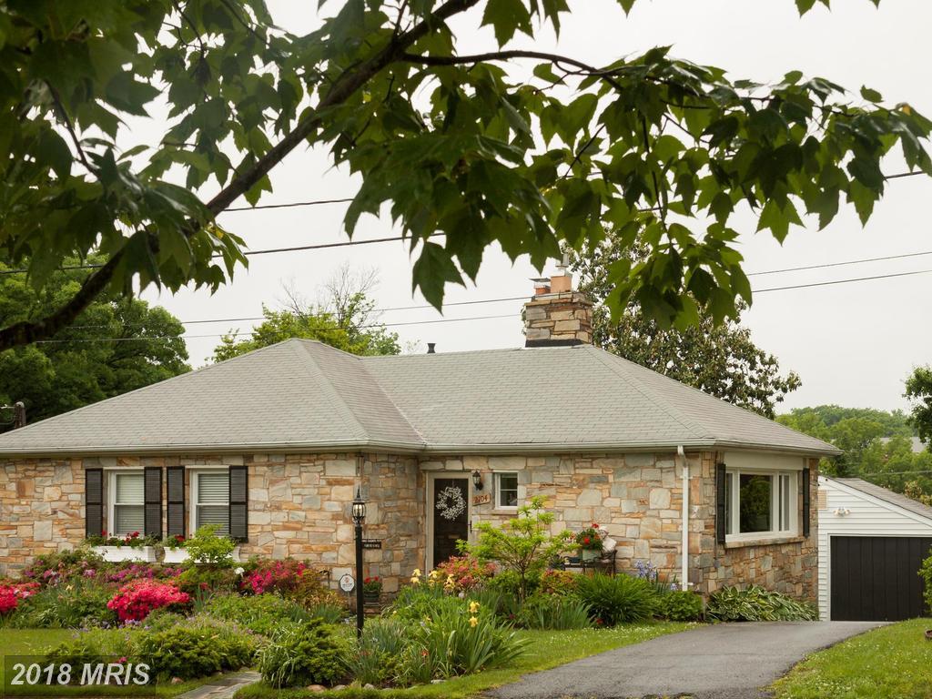 2104 Minor Street - Photo 1