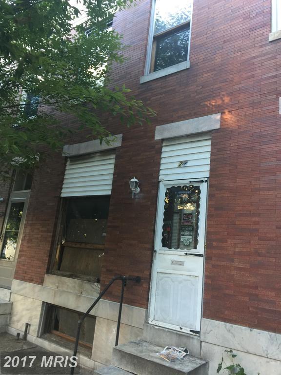 208 Kenwood Avenue - Photo 1